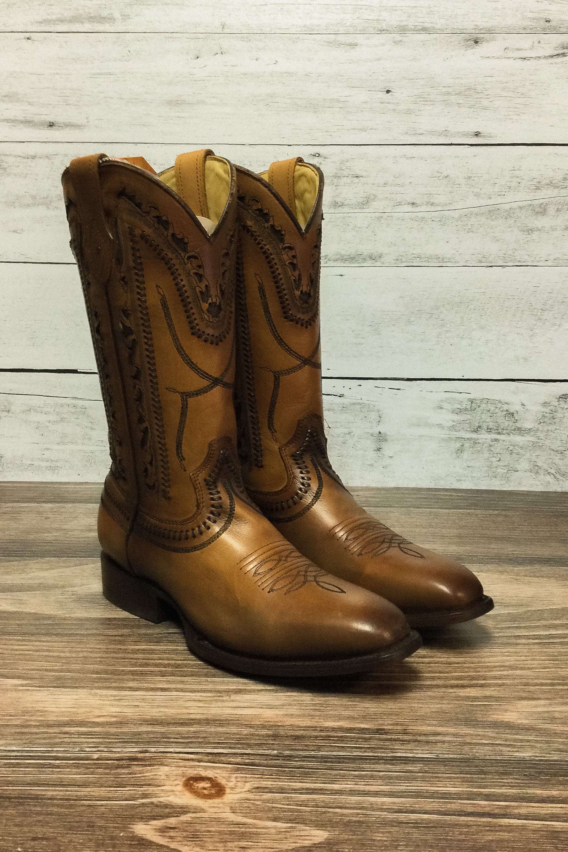 The Gentleman by Corral - The Glamorous Cowgirl