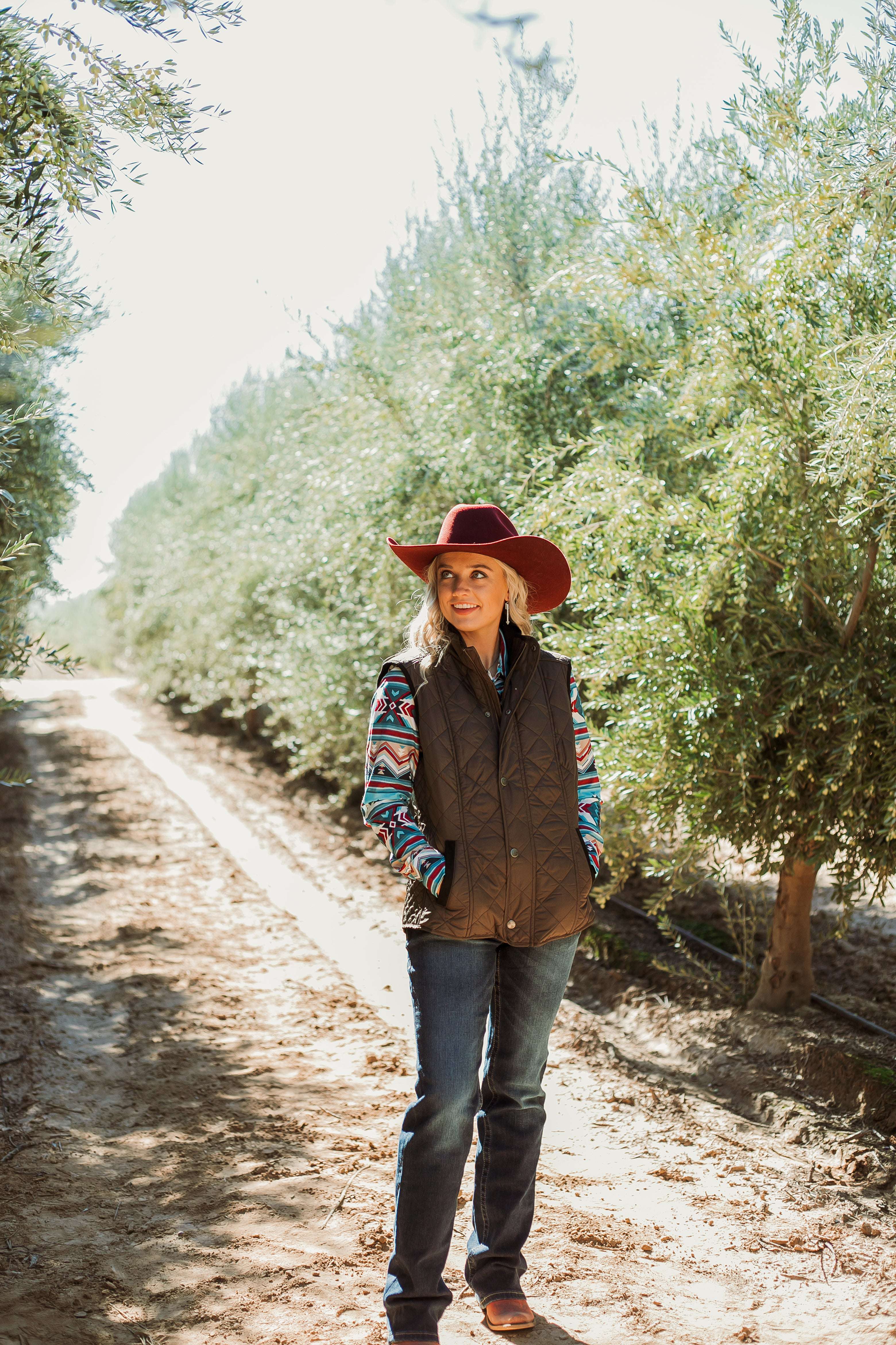 The Vista Vest - The Glamorous Cowgirl