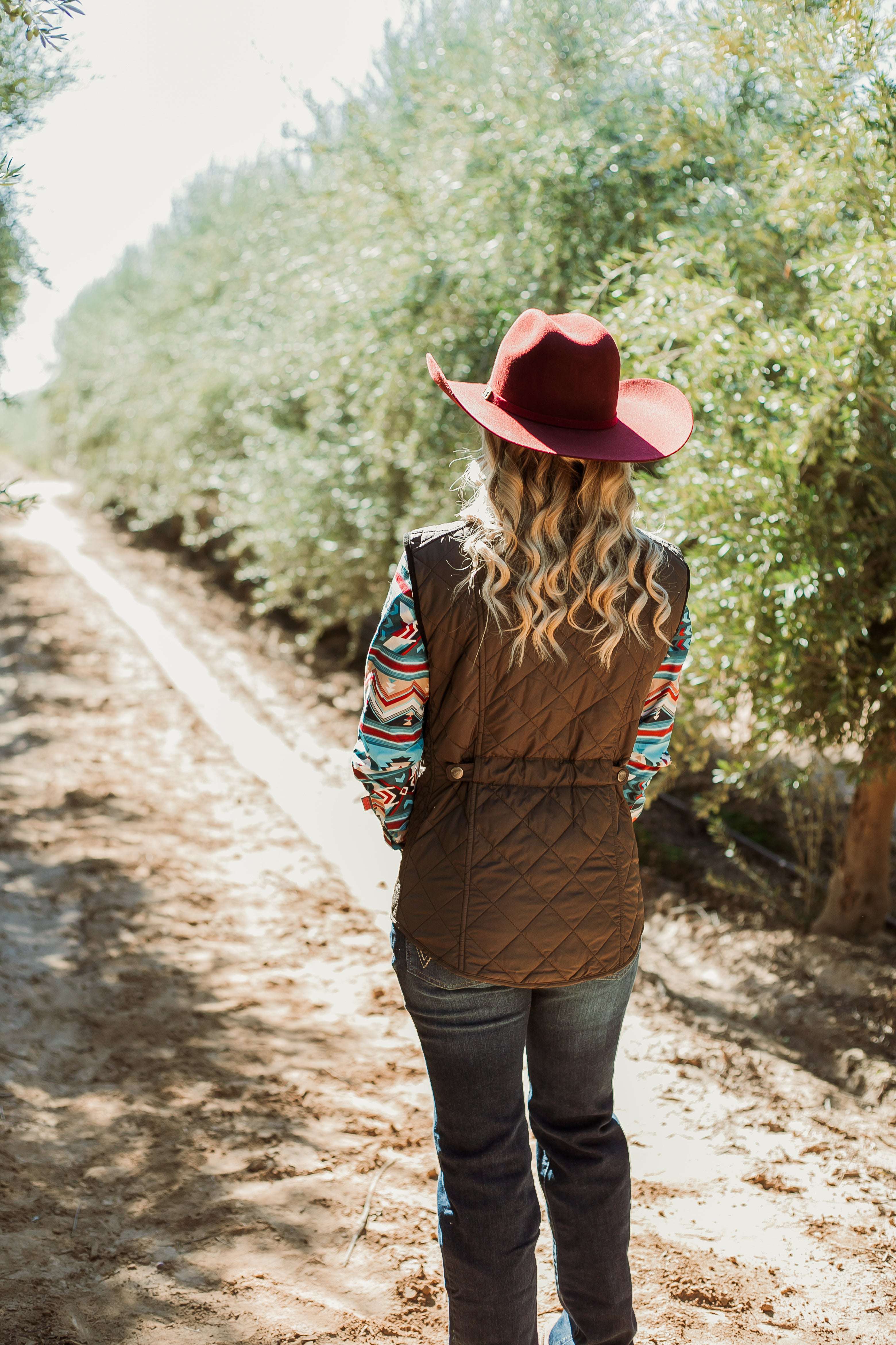 The Vista Vest - The Glamorous Cowgirl