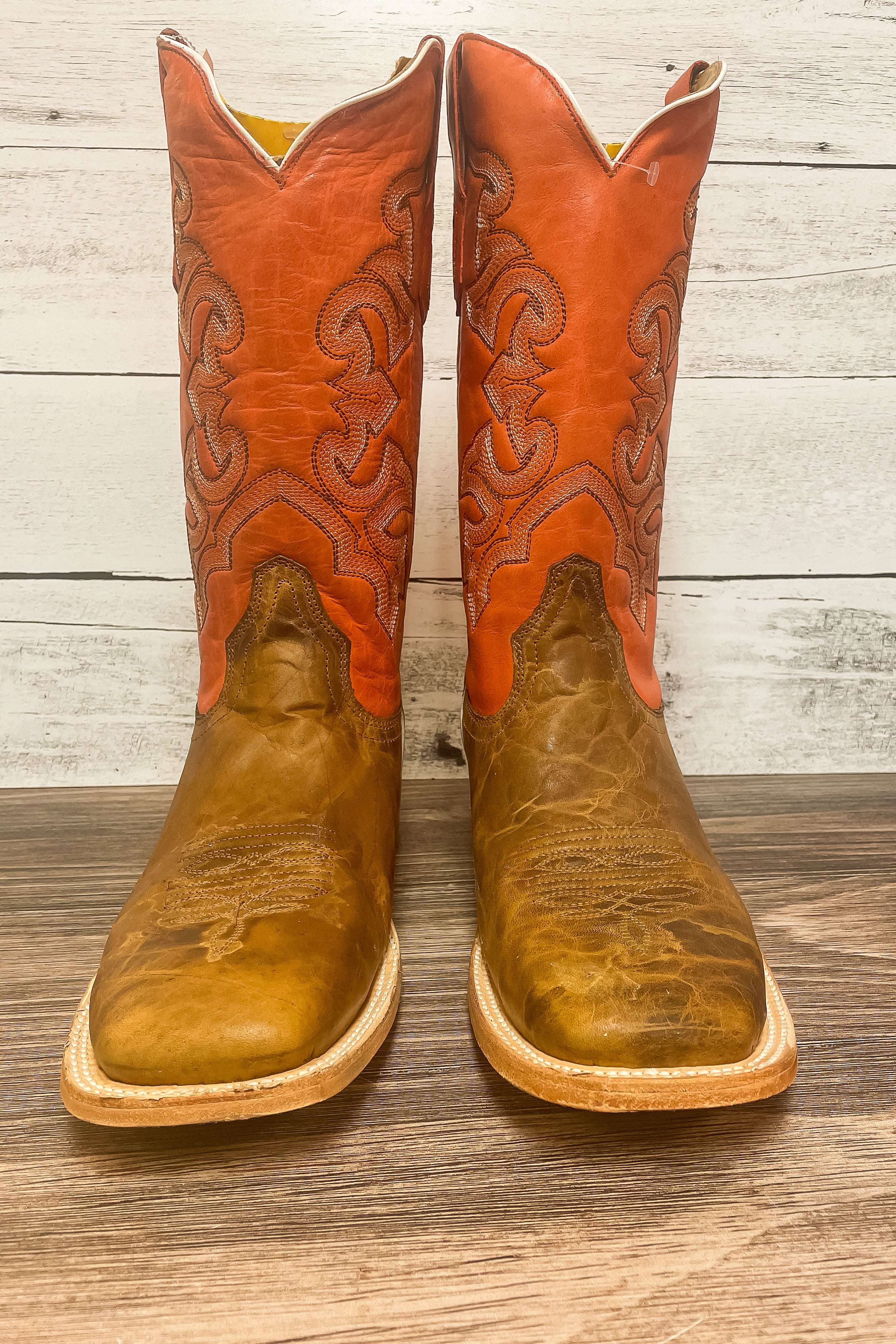 Top Notch Cowboy - Corral - The Glamorous Cowgirl