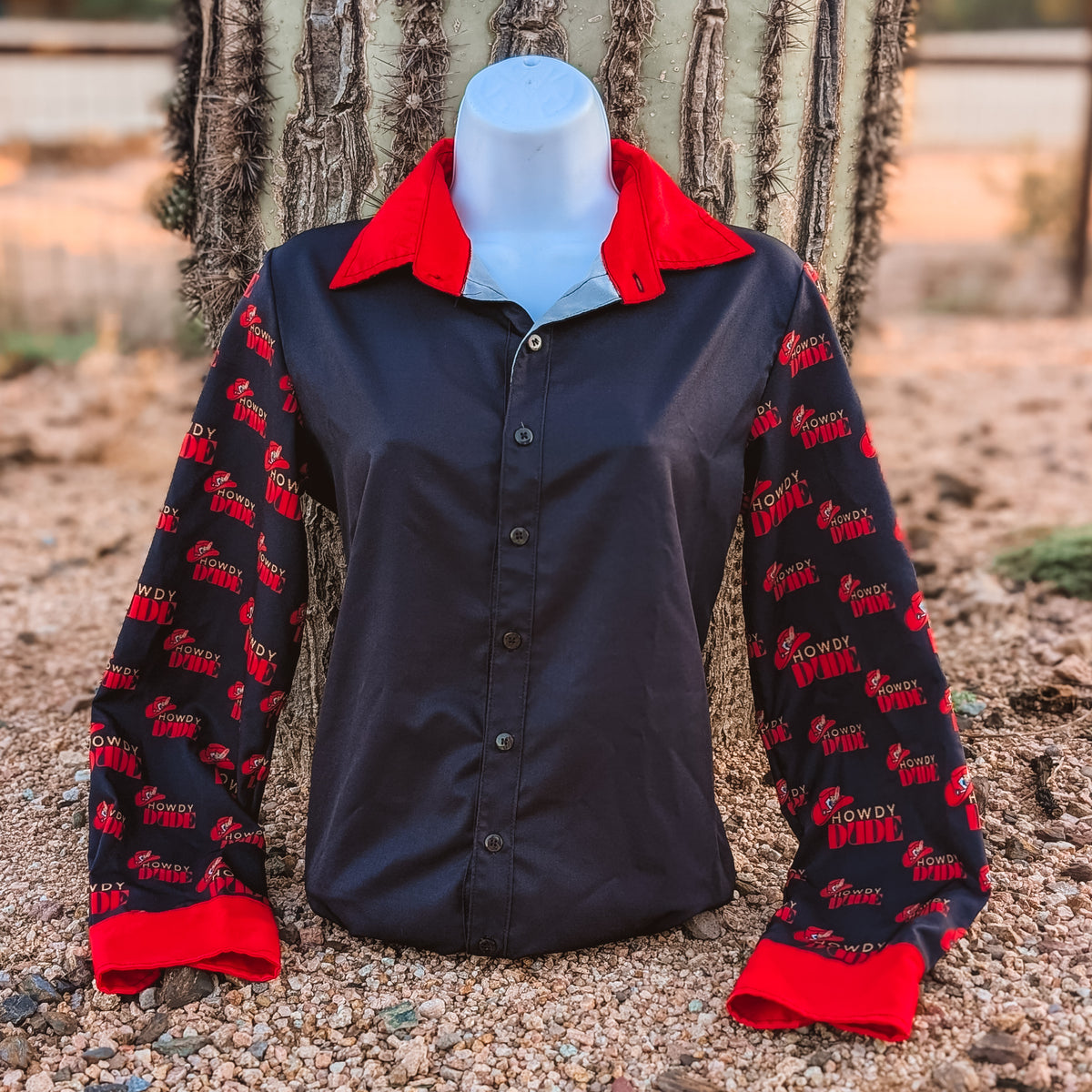 Howdy button down, black body with printed sleeves and red cuffs and collar