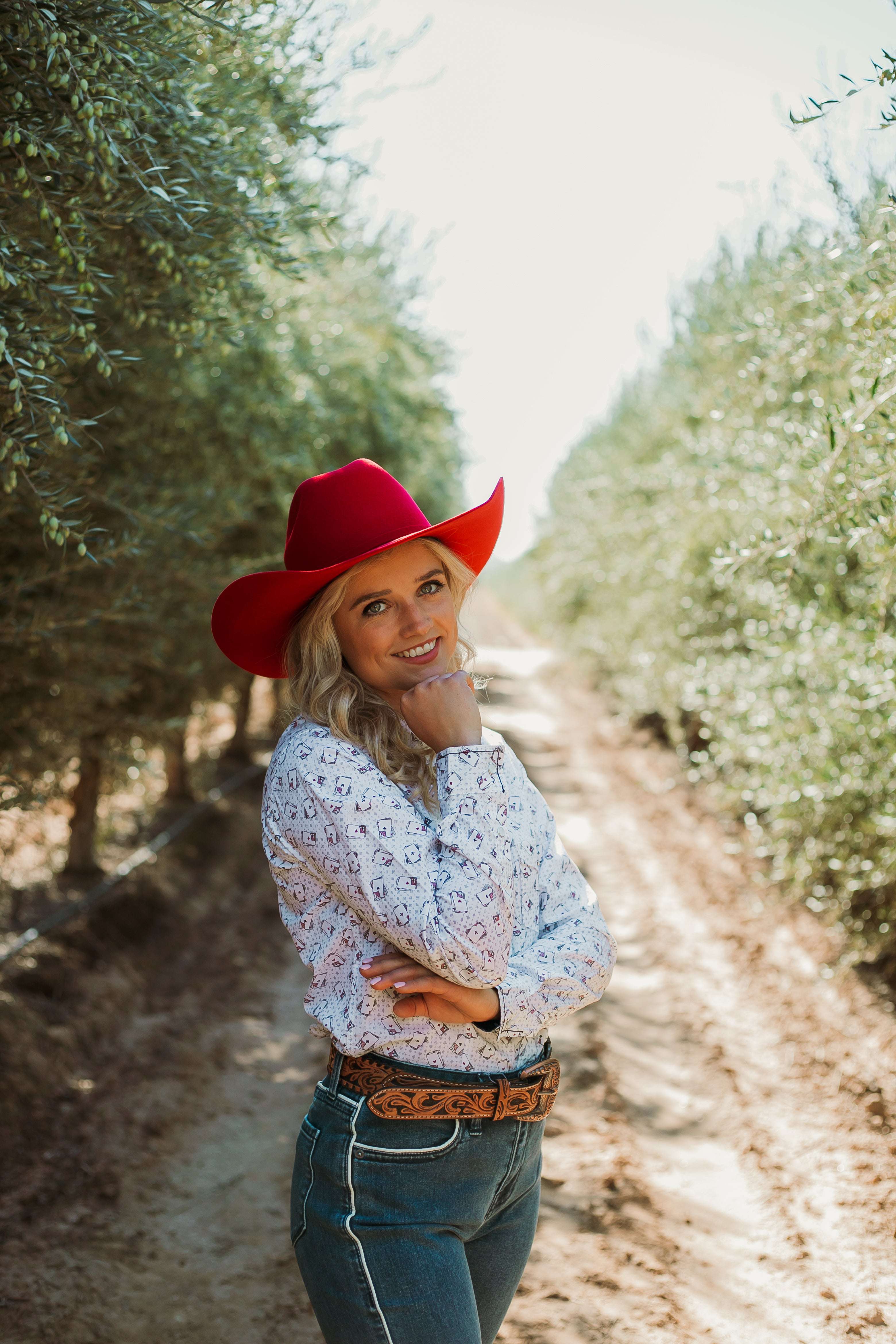 Know When To Hold Em Button Down - The Glamorous Cowgirl