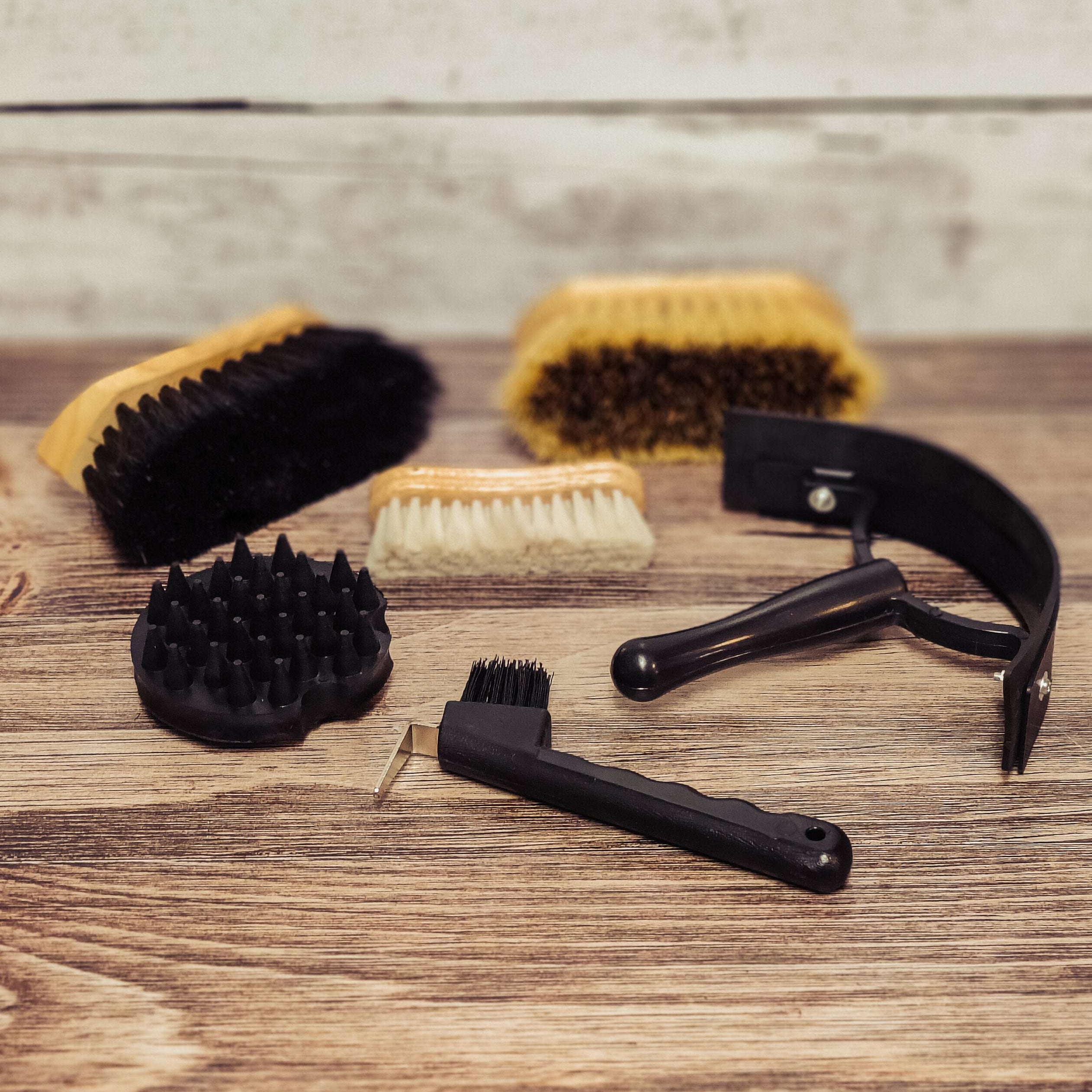 Natural Fiber Grooming Brush Set - The Glamorous Cowgirl