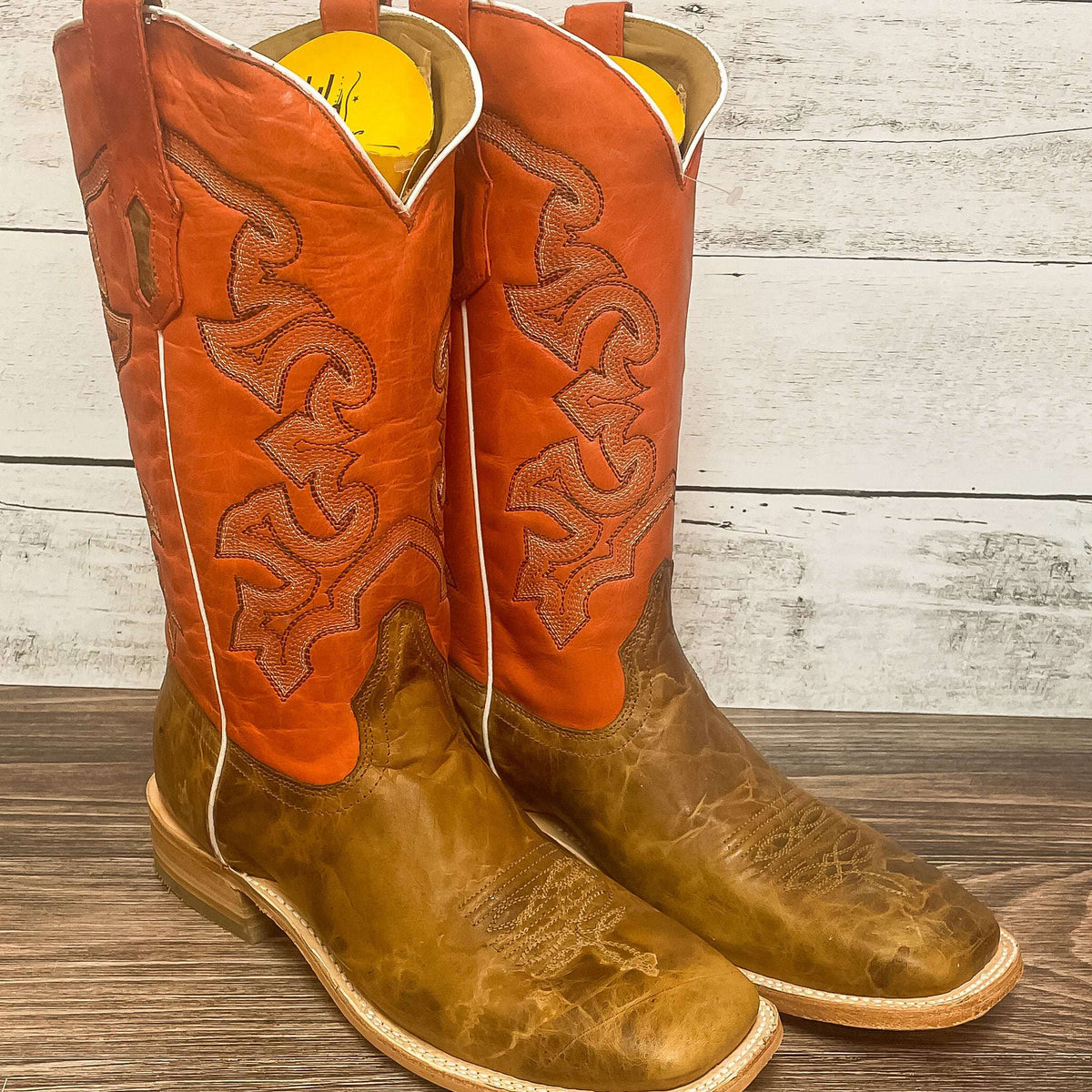 Top Notch Cowboy Boots by Corral – TGC Brands display picture 1